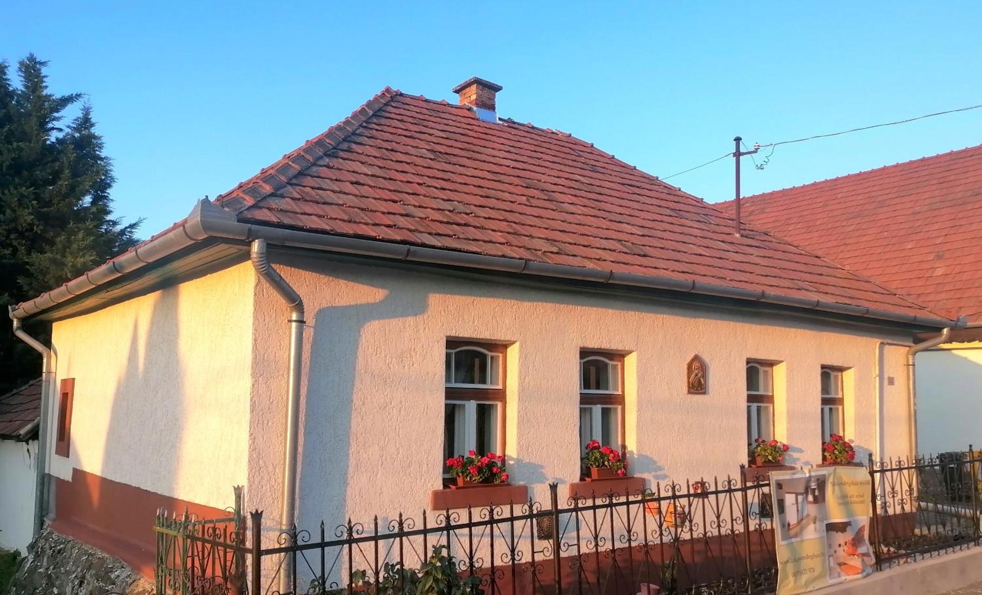 Lankas Vendeghaz - Holloko Villa Eksteriør bilde